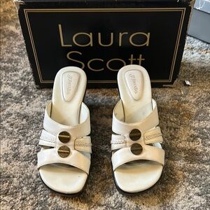 Laura Scott Women's White Sandals